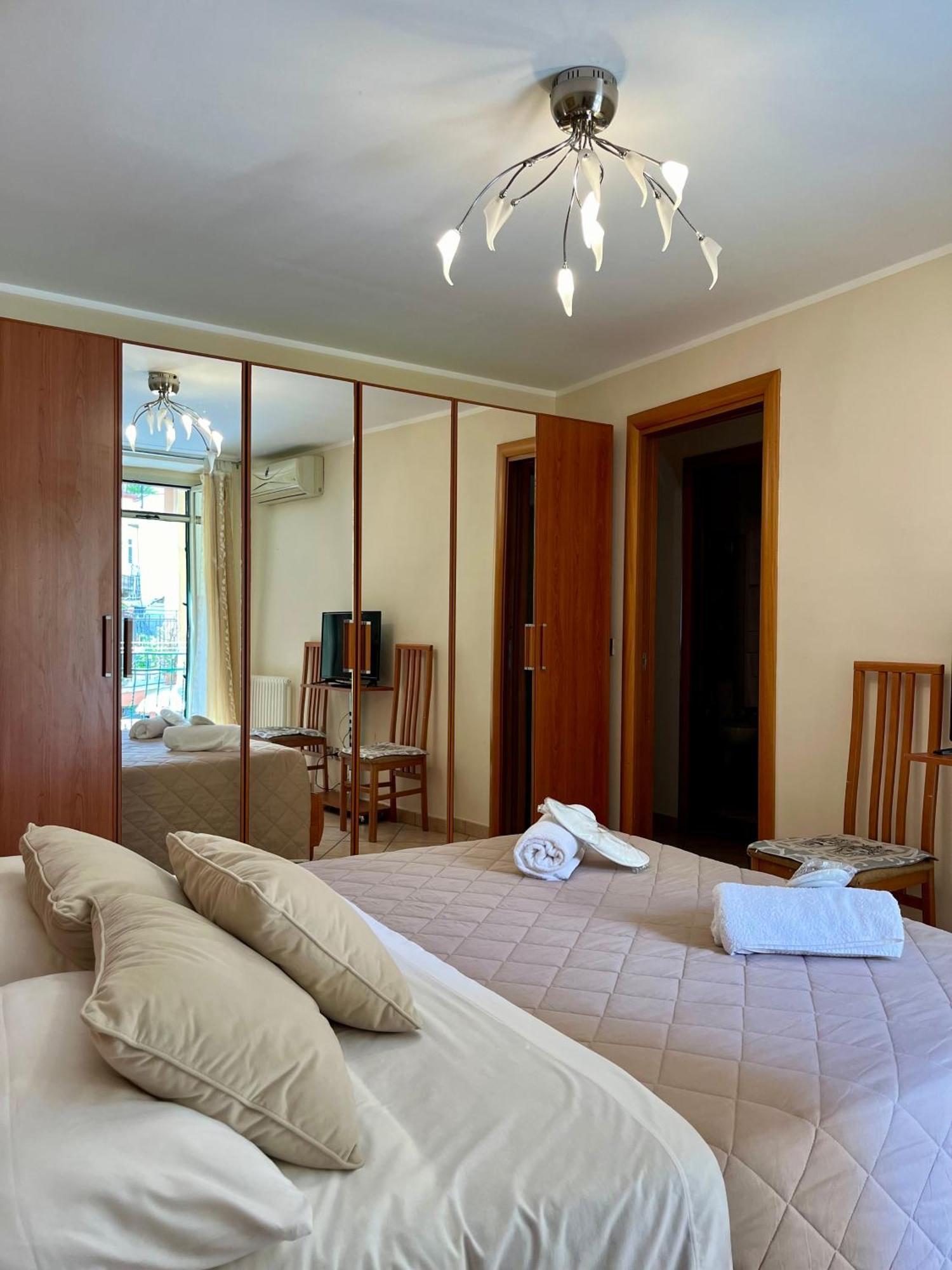 Il Siciliano Apartment Таормина Экстерьер фото